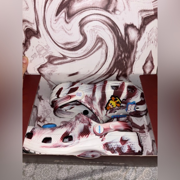Cocoa Puffs Crocs - Picture 1 of 7